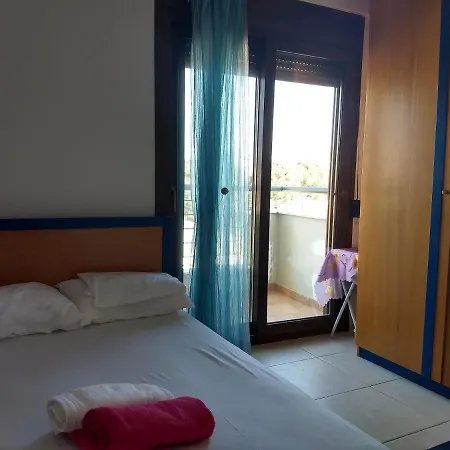 Top With Sea View חניוטי